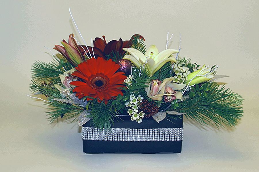 Advent Christmas Floral Arrangement